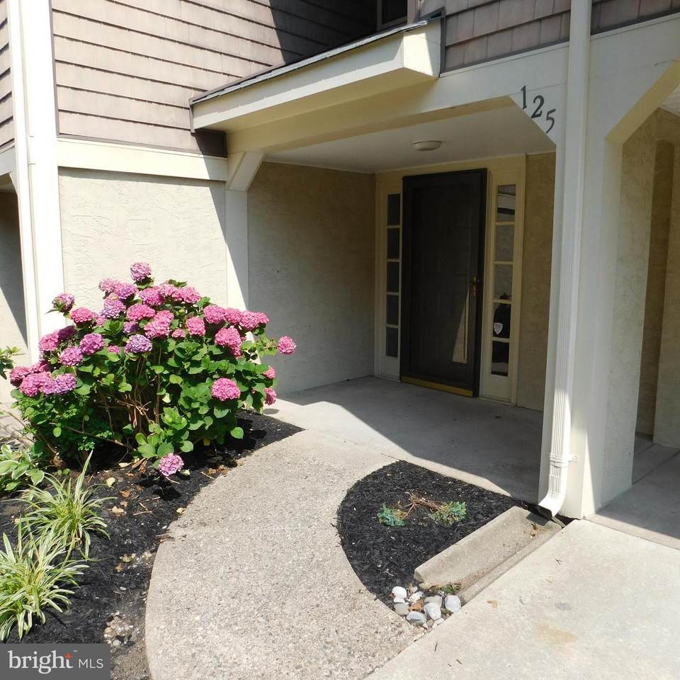125 Kings Croft - Photo 1