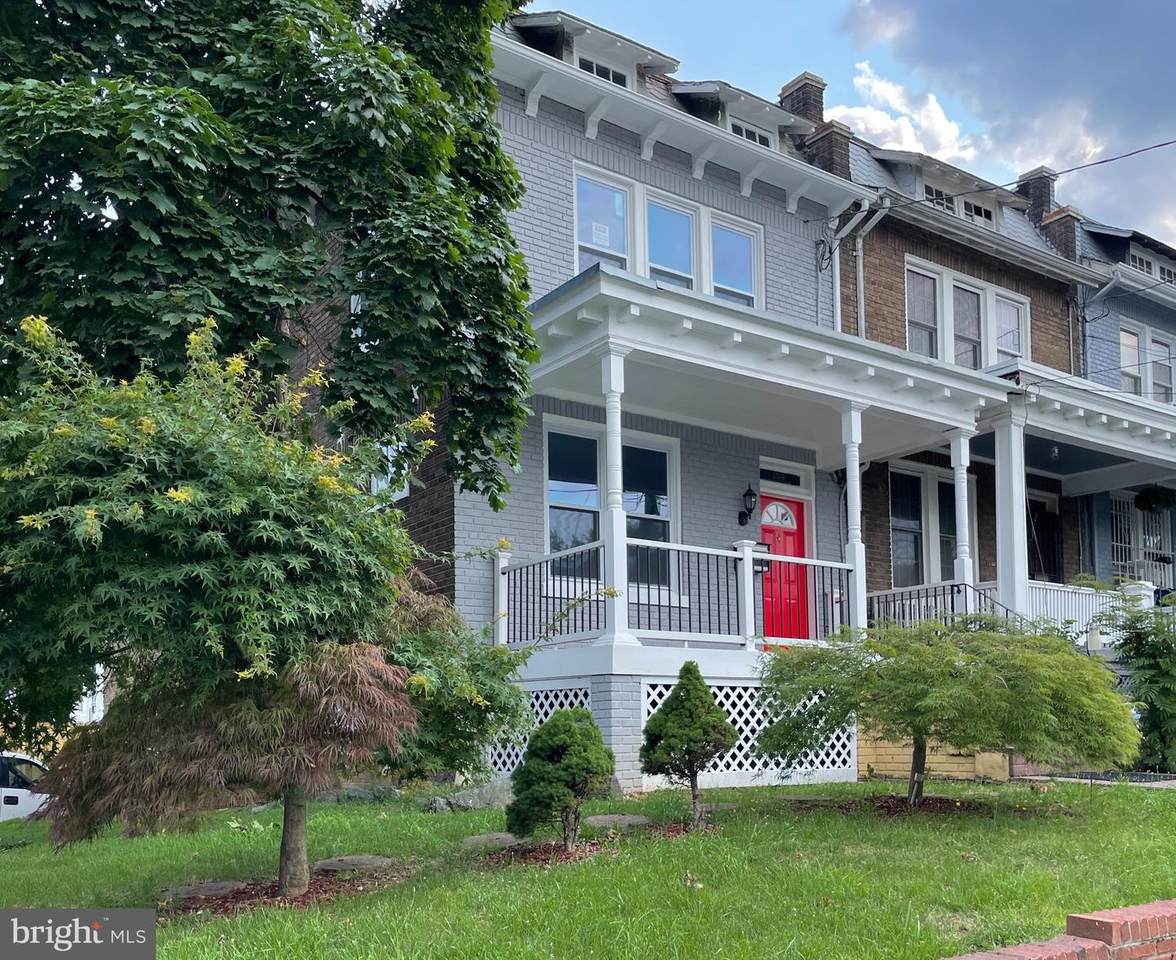 659 Girard Street - Photo 1