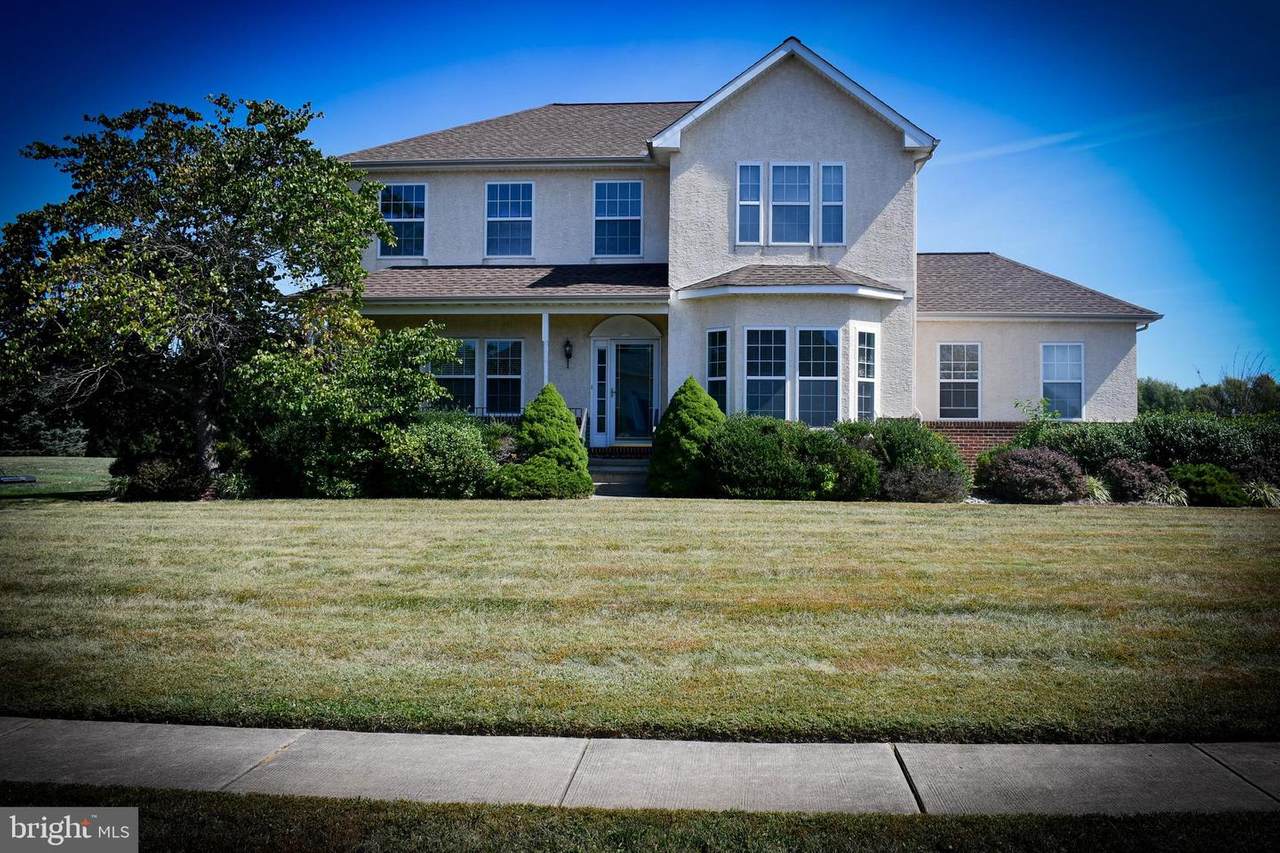 102 Lahinch Court - Photo 1