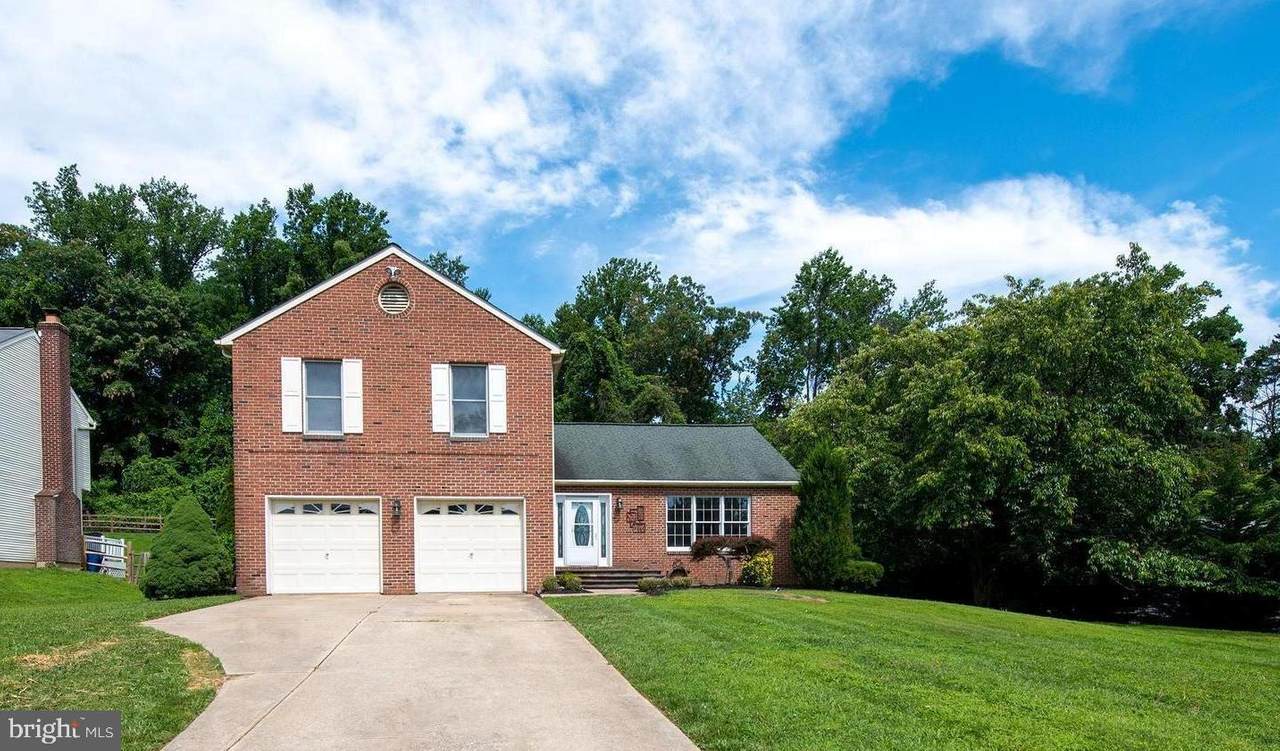 302 Regal Drive - Photo 1