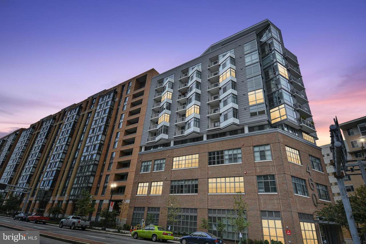 460 New York Avenue - Photo 1