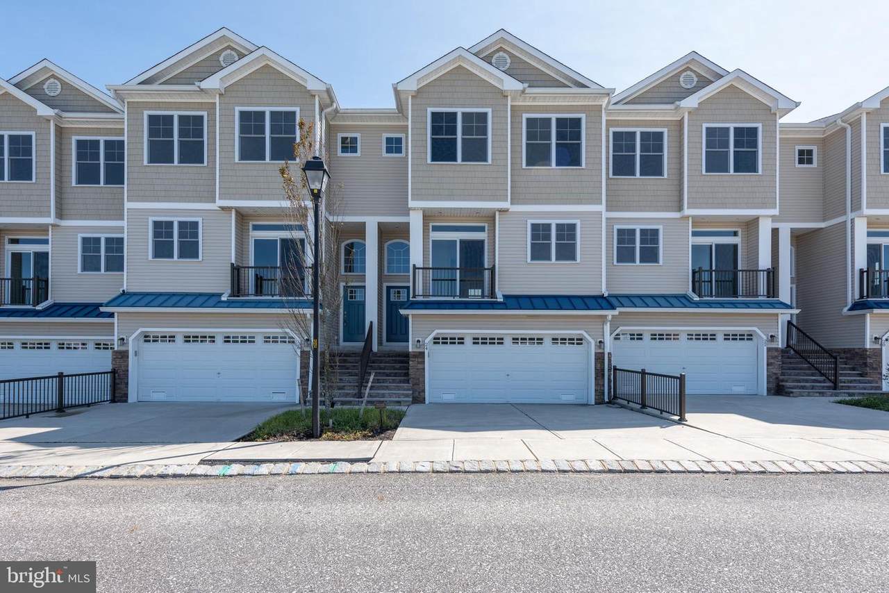 28 Jeffrey Drive - Photo 1