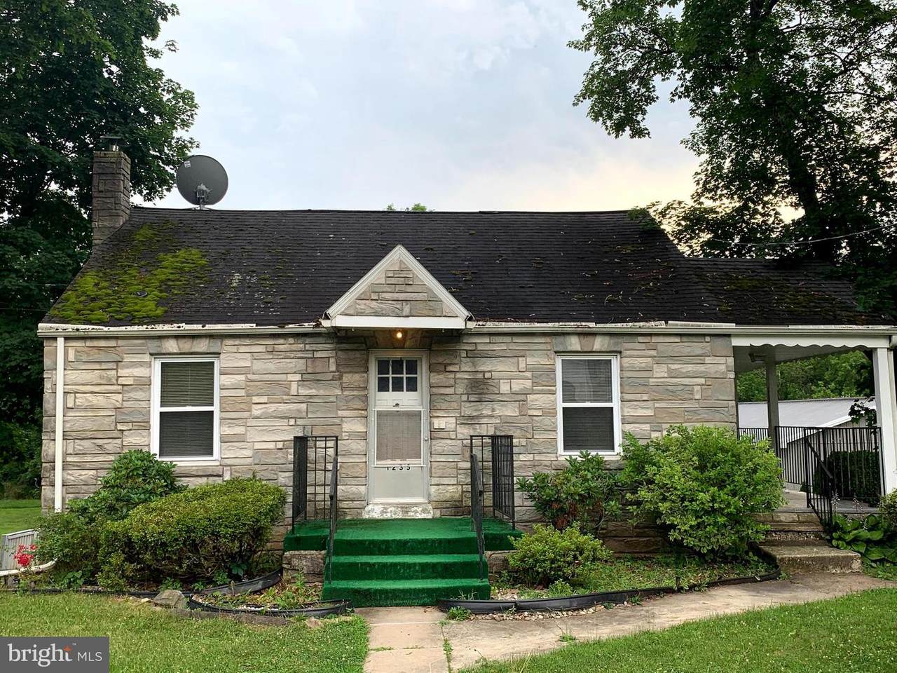 1235 Manatawny Street - Photo 1