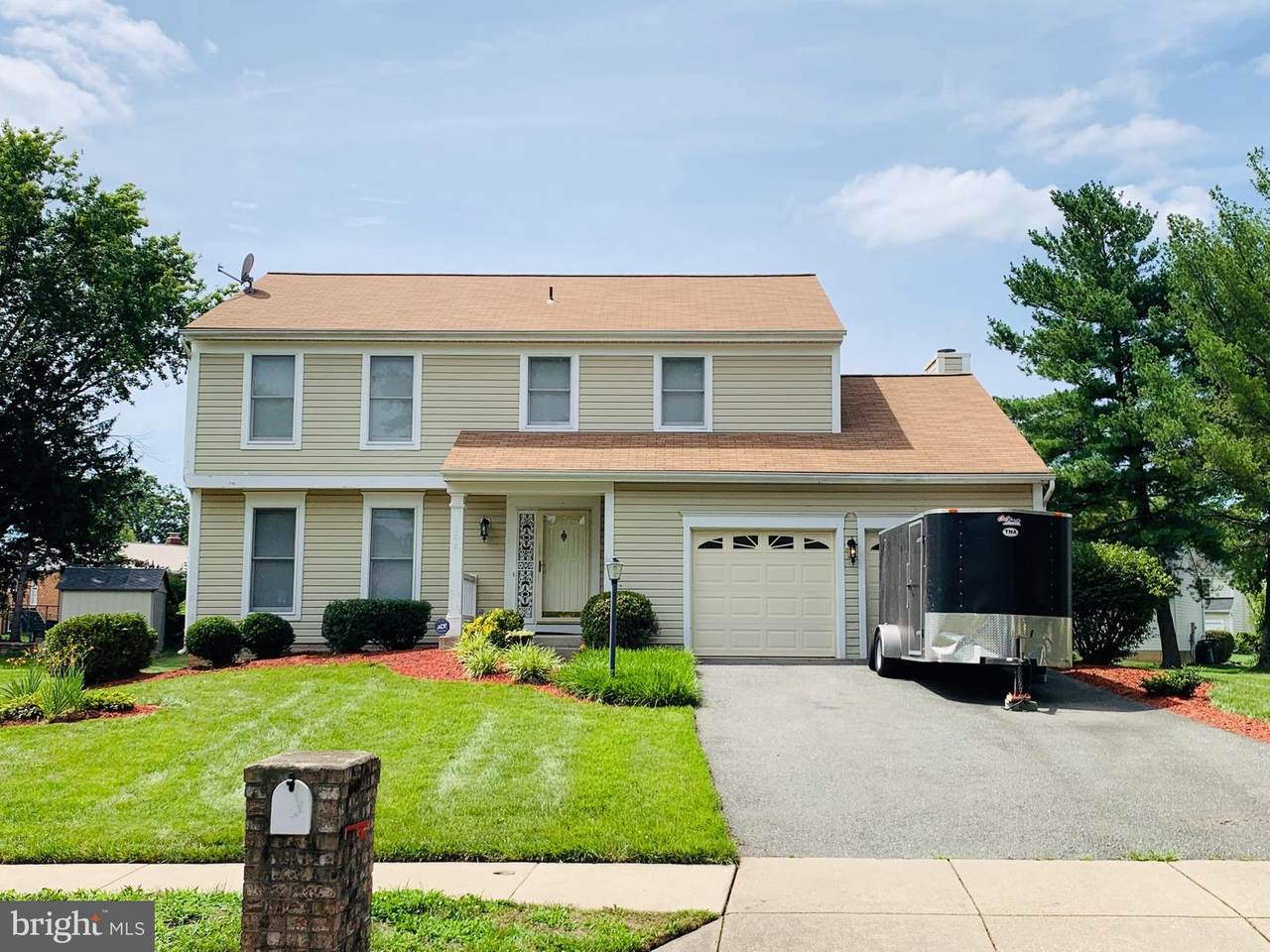 307 Derek Street - Photo 1