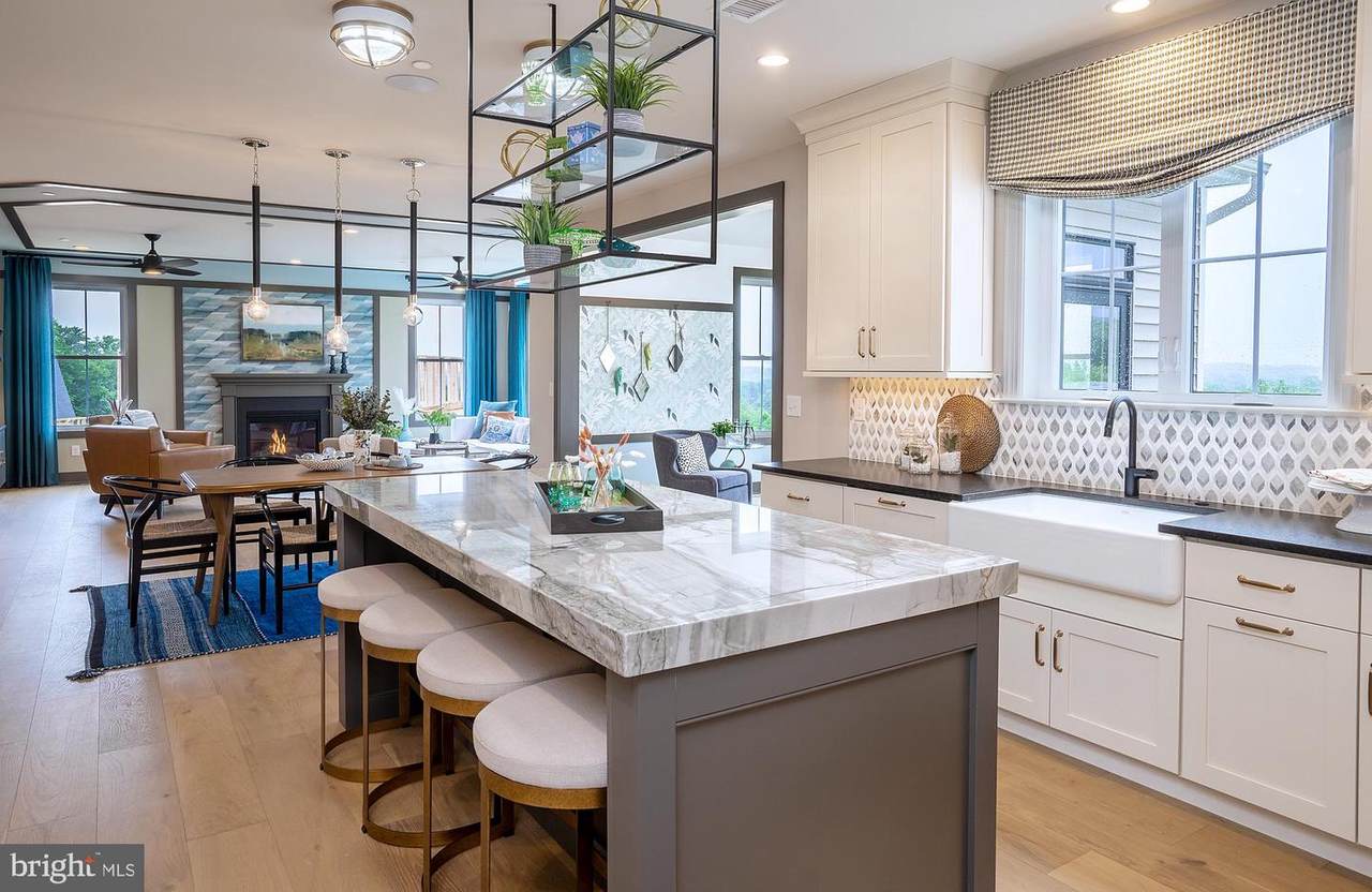03 Maple Avenue - Photo 1