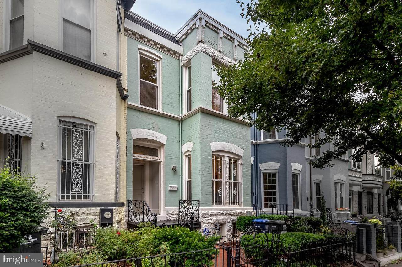 610 9TH Street - Photo 1