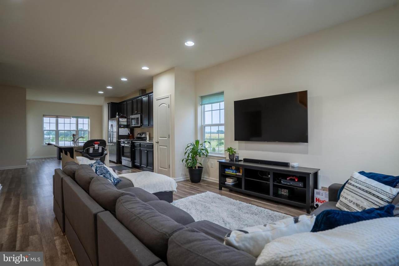 1106 Wickersham Way - Photo 1