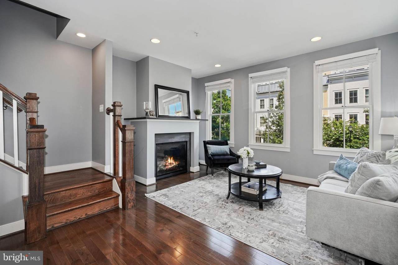 924 Alfred Street - Photo 1
