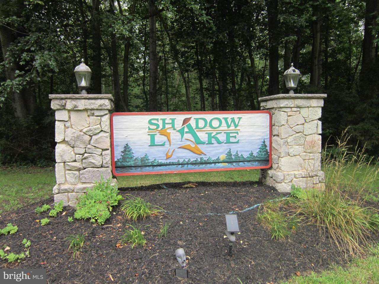 15 Shadowlake Lane - Photo 1