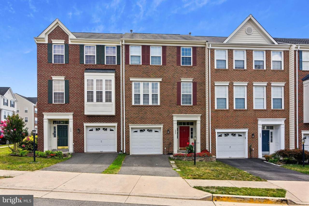 502 Twintree Terrace - Photo 1