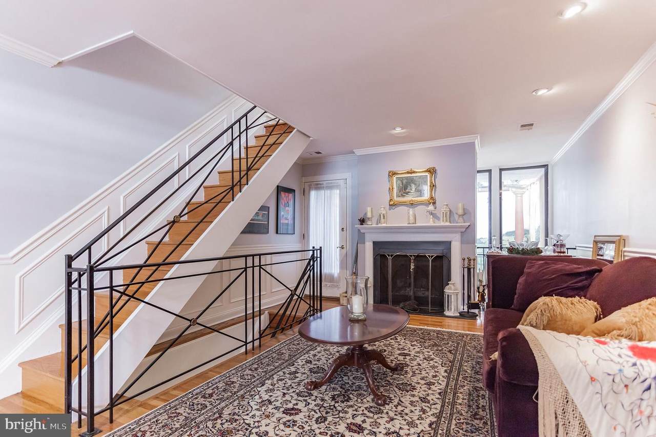 238 Bainbridge Street - Photo 1