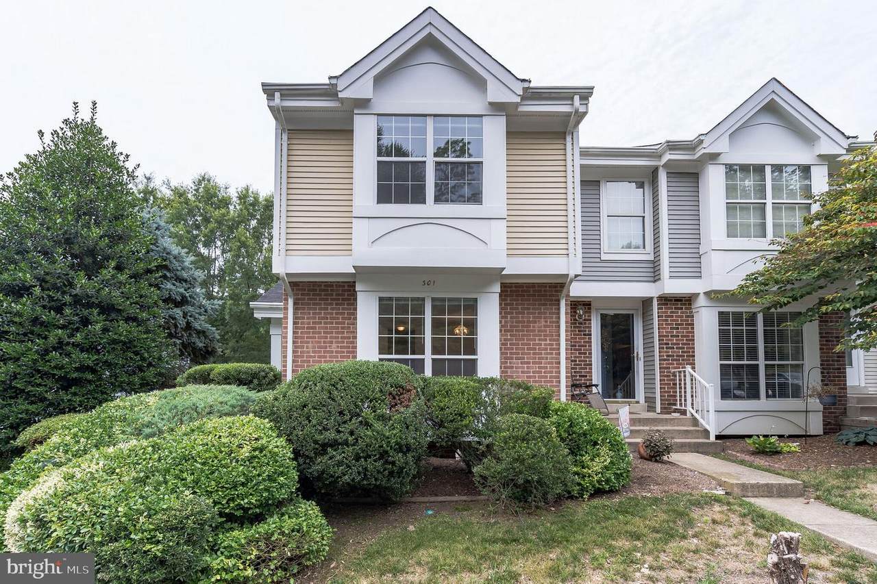 301 Providence Street - Photo 1