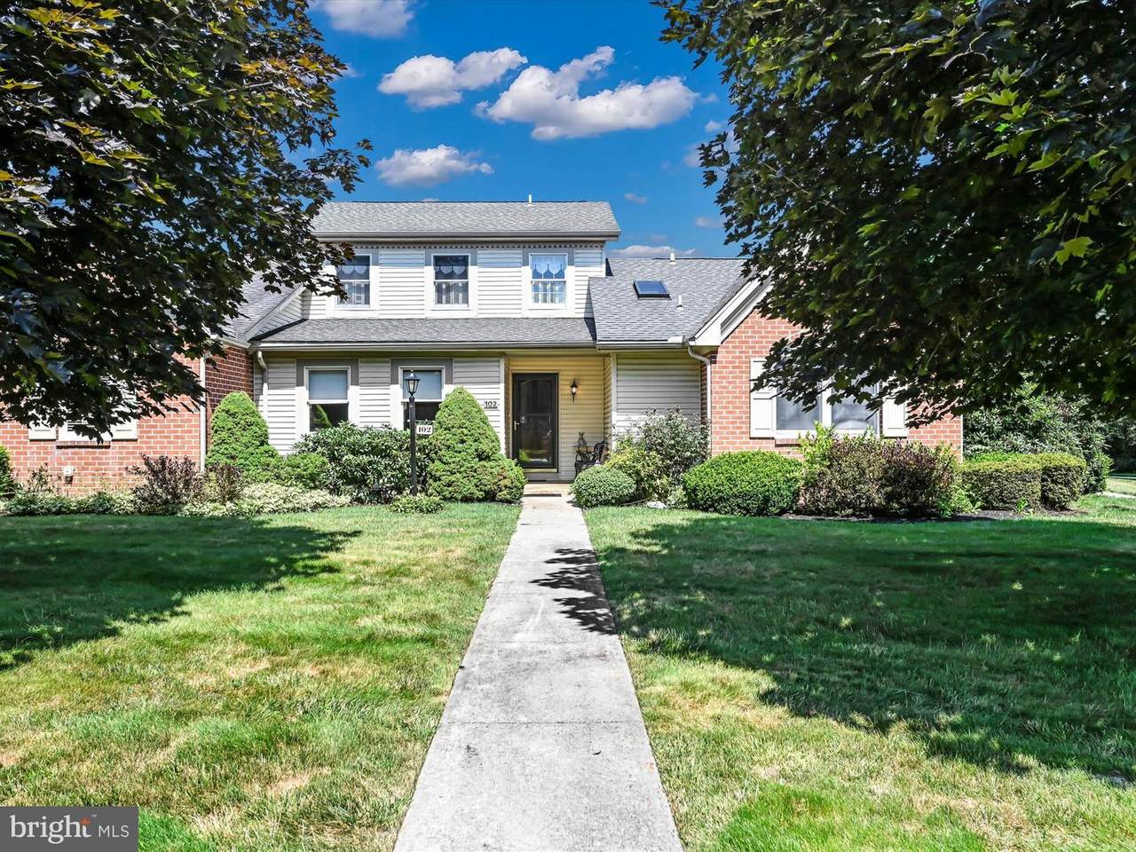 102 Strayer Drive - Photo 1