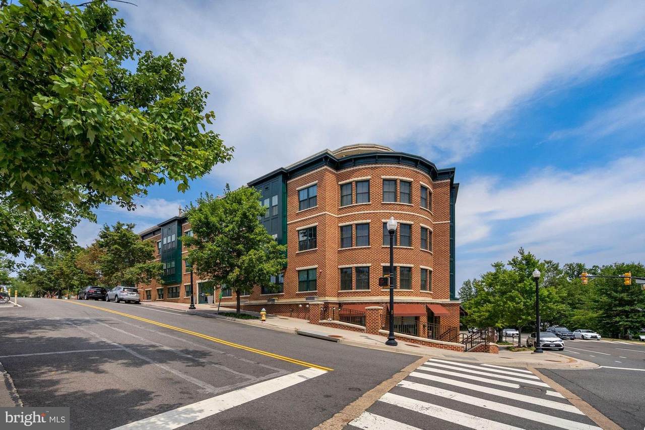 2101 Monroe Street - Photo 1