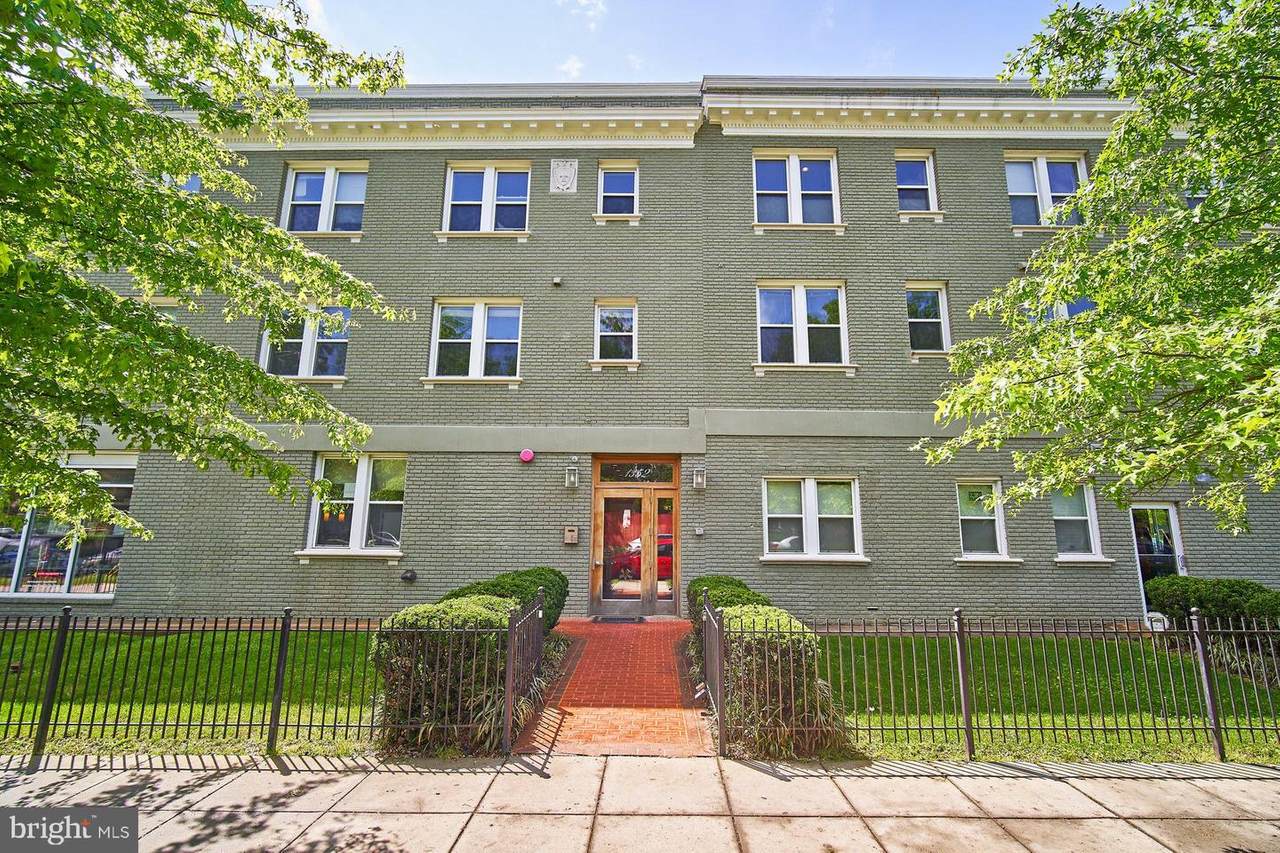 1352 Longfellow Street - Photo 1