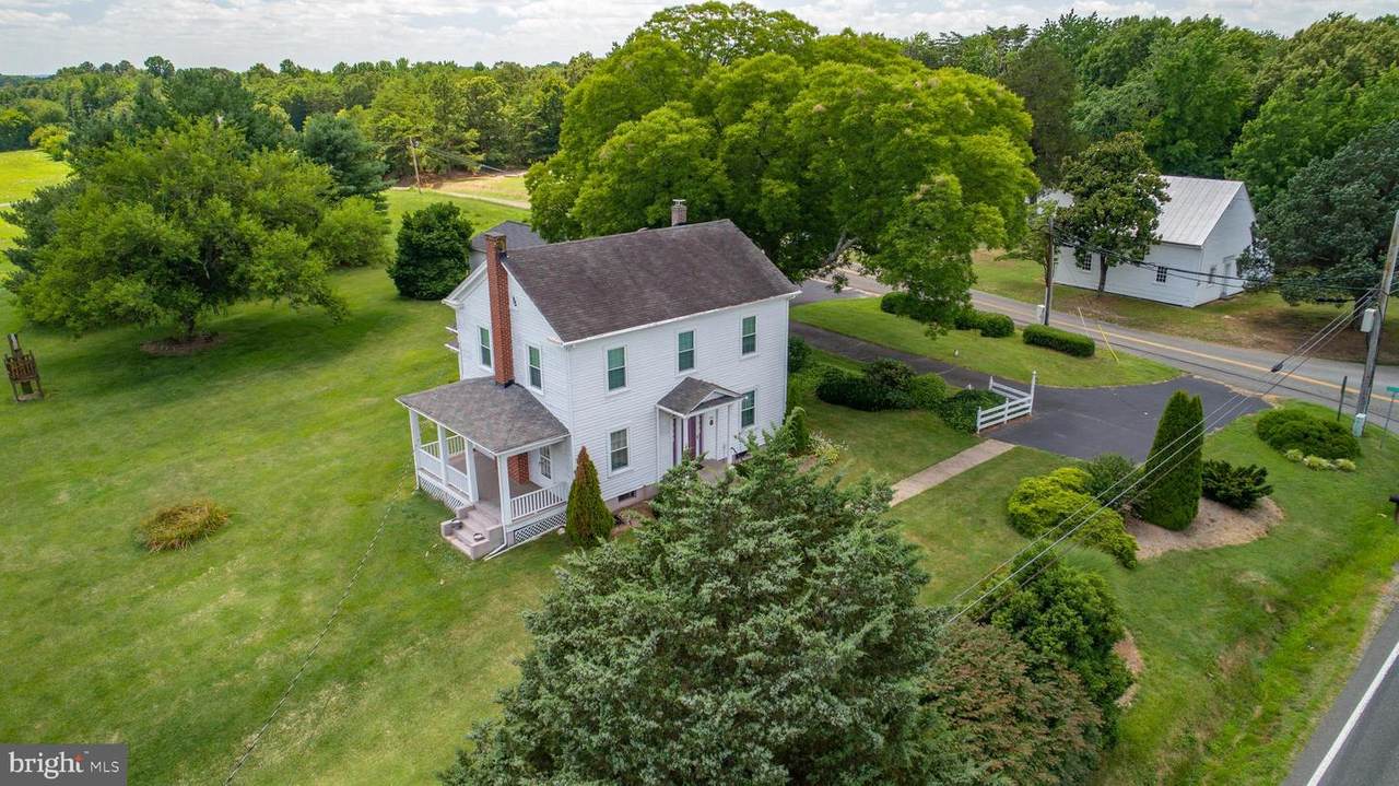 996 White Oak Road - Photo 1