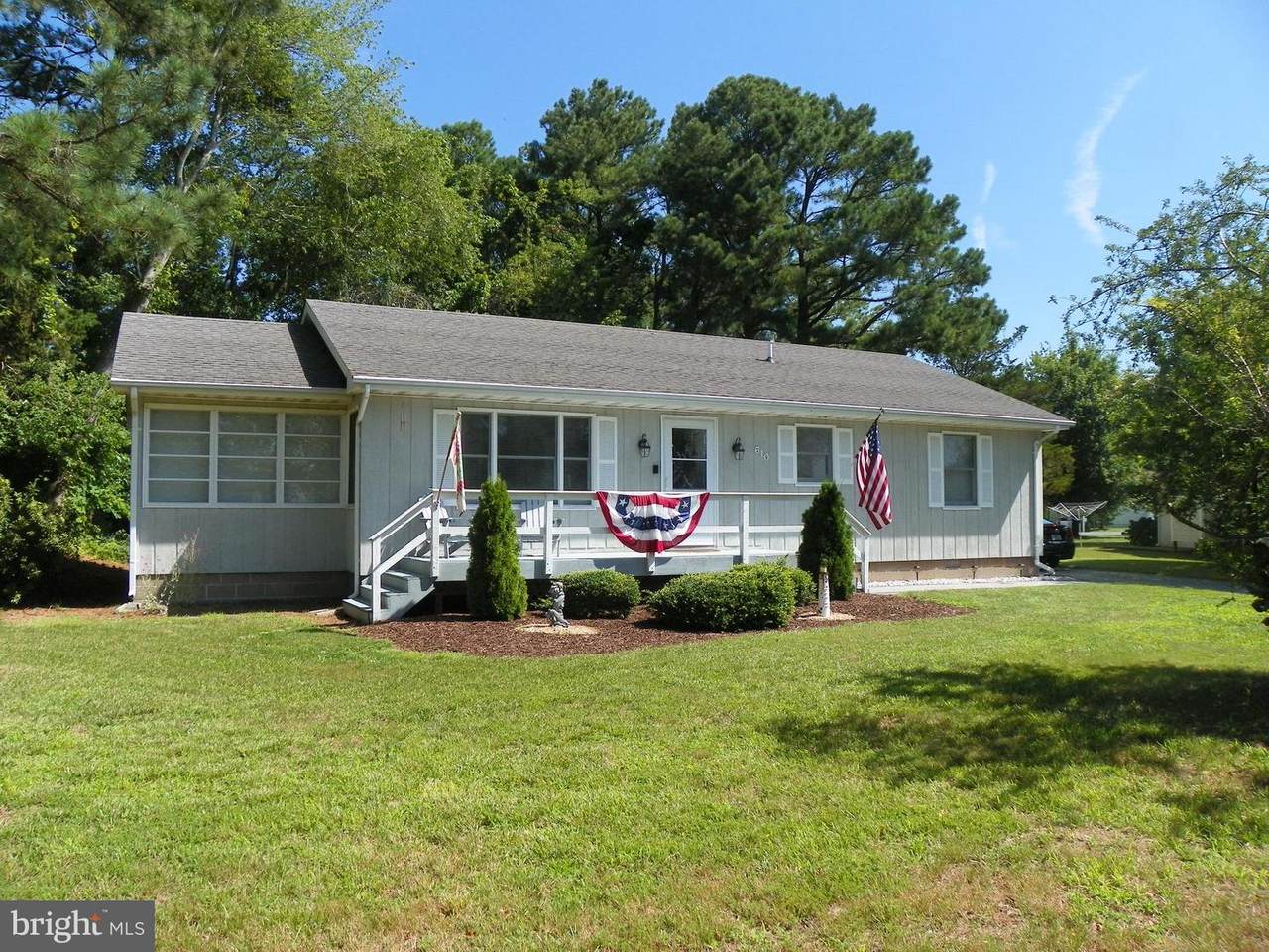 610 Kent Court - Photo 1