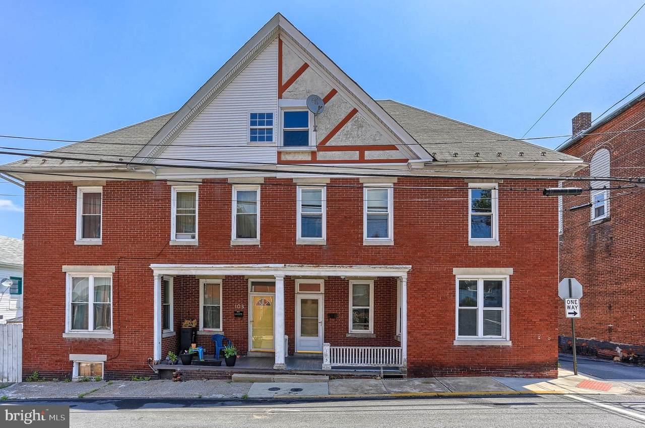 105 Verbeke Street - Photo 1