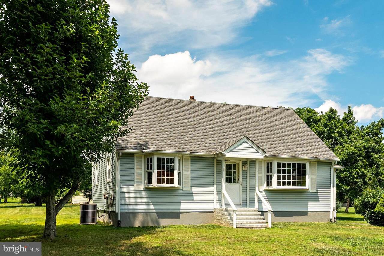 13 Crest Avenue - Photo 1