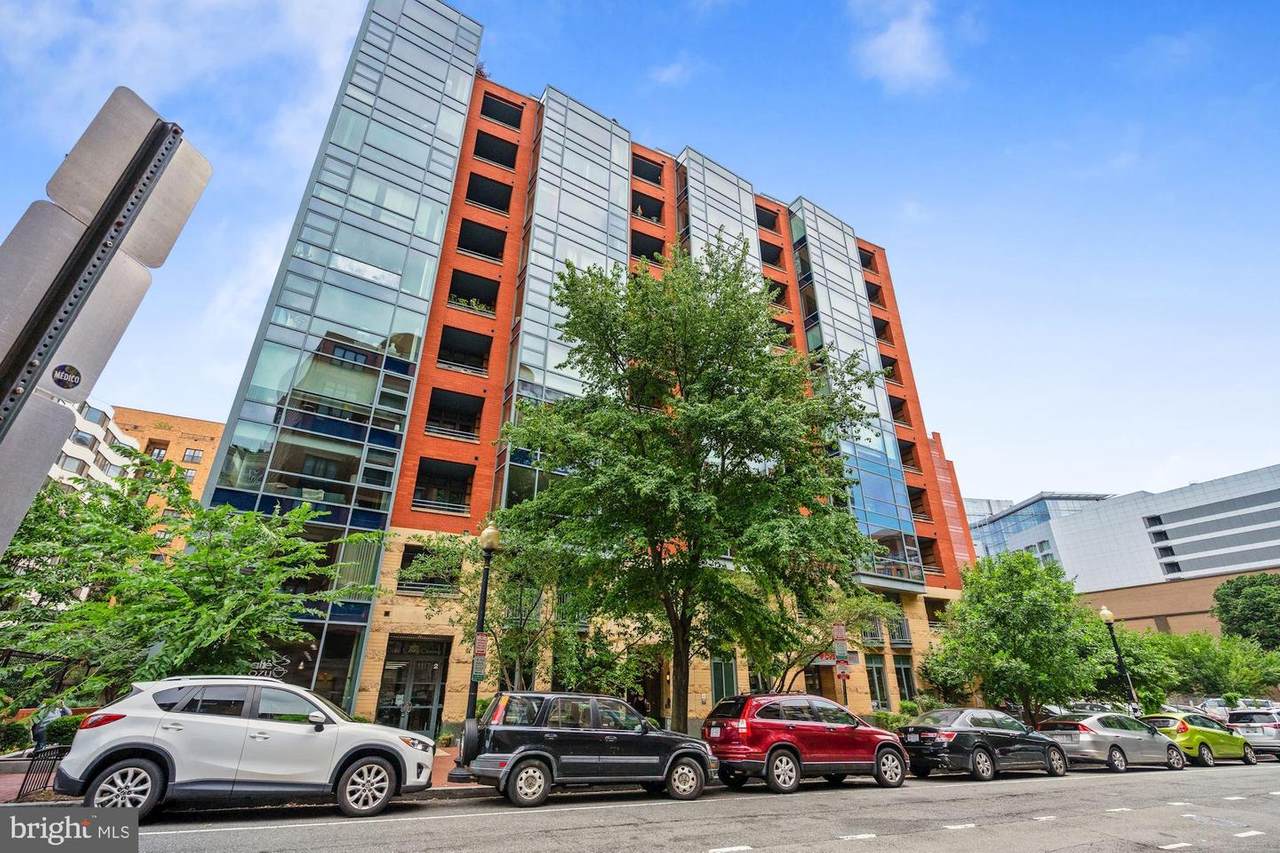1117 10TH Street - Photo 1