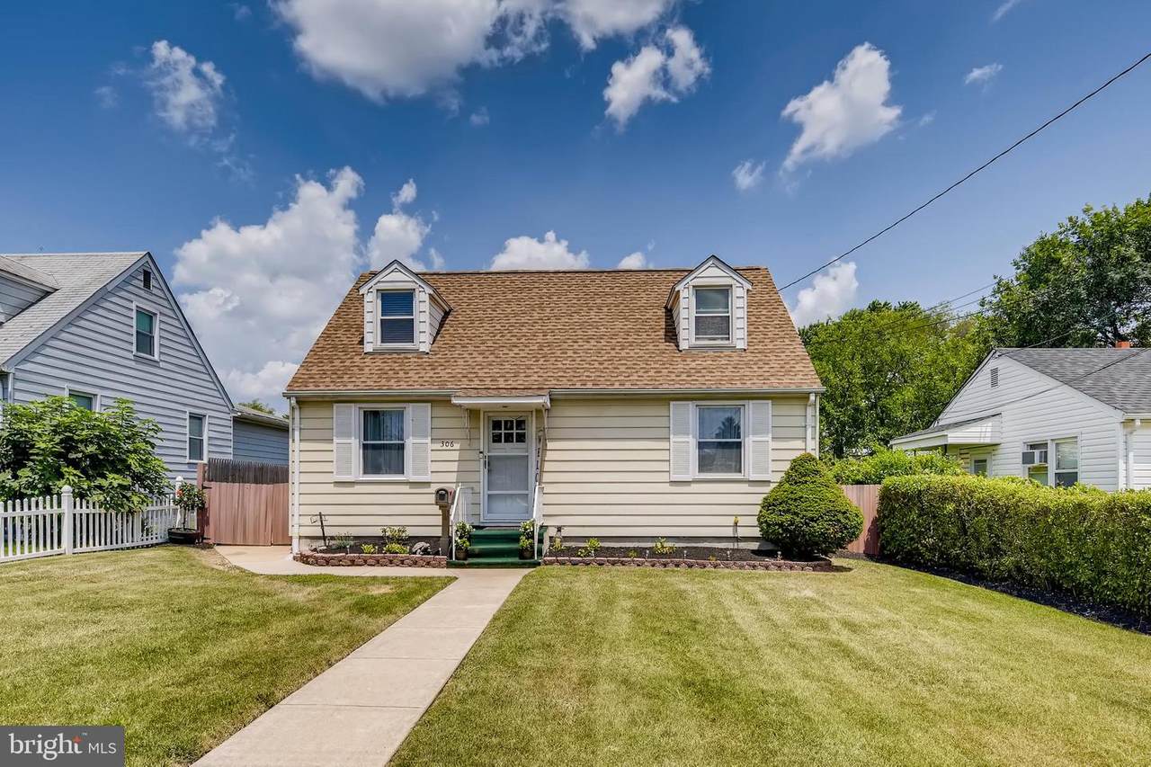 306 Vernon Avenue - Photo 1