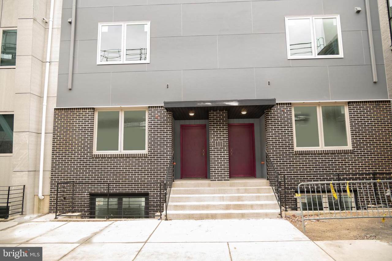 1820 Front Street - Photo 1