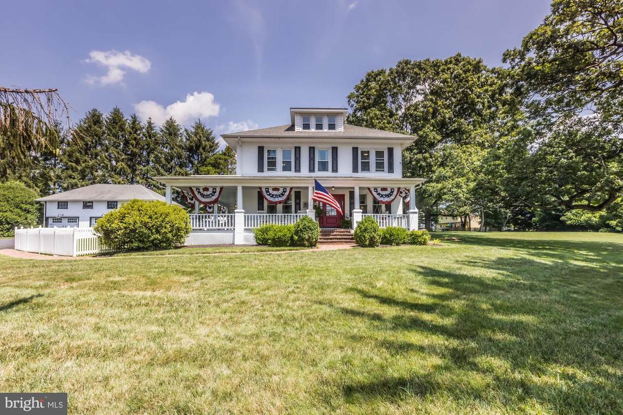 2665 West Chester Road - Photo 1
