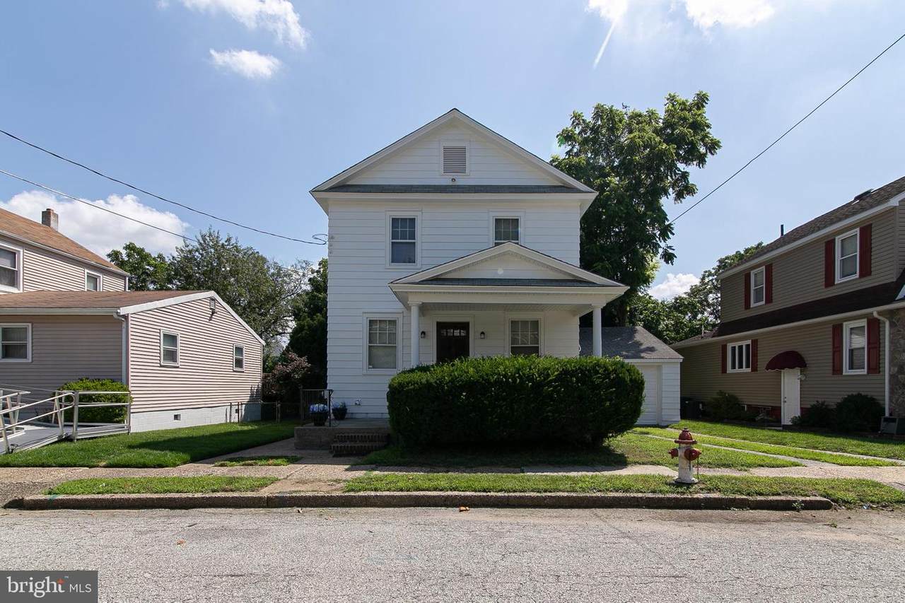 1533 Paul Avenue - Photo 1