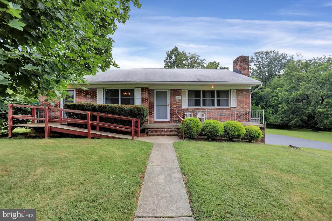 2017 Fairlane Road - Photo 1