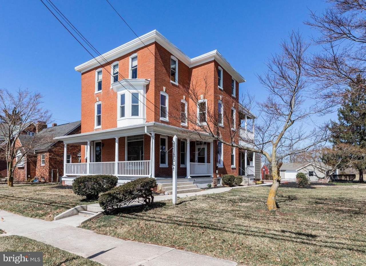 334 Lincoln Way W - Photo 1