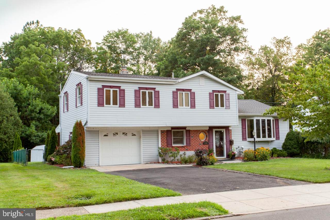 1096 Gorson Drive - Photo 1
