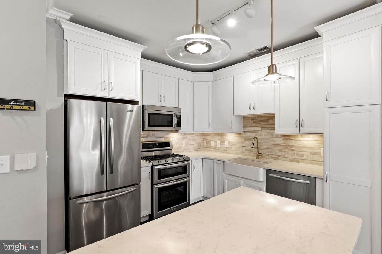 12929 Centre Park Circle - Photo 1