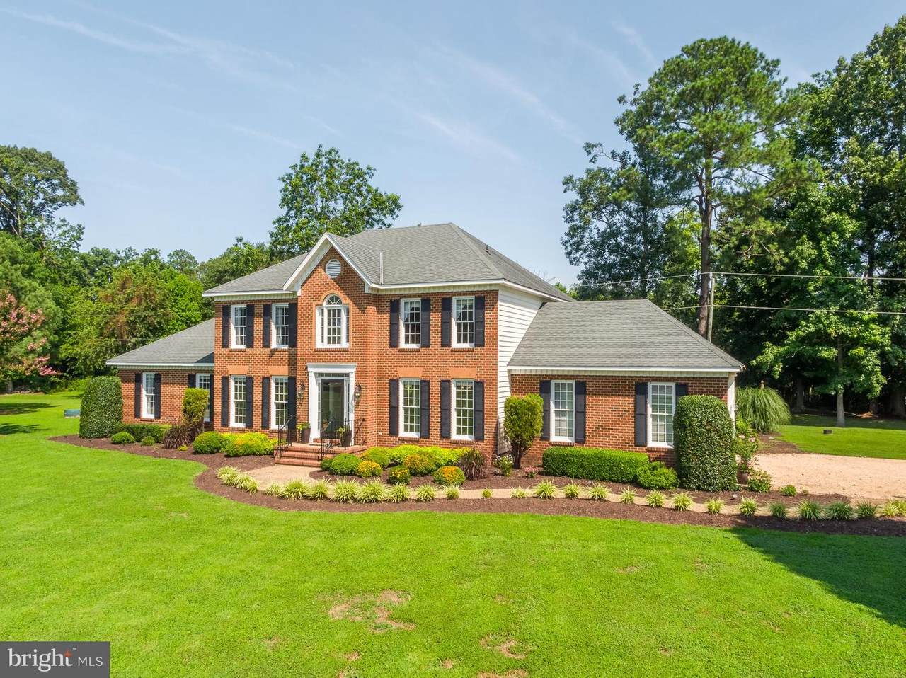 628 Cedar Pointe Drive - Photo 1