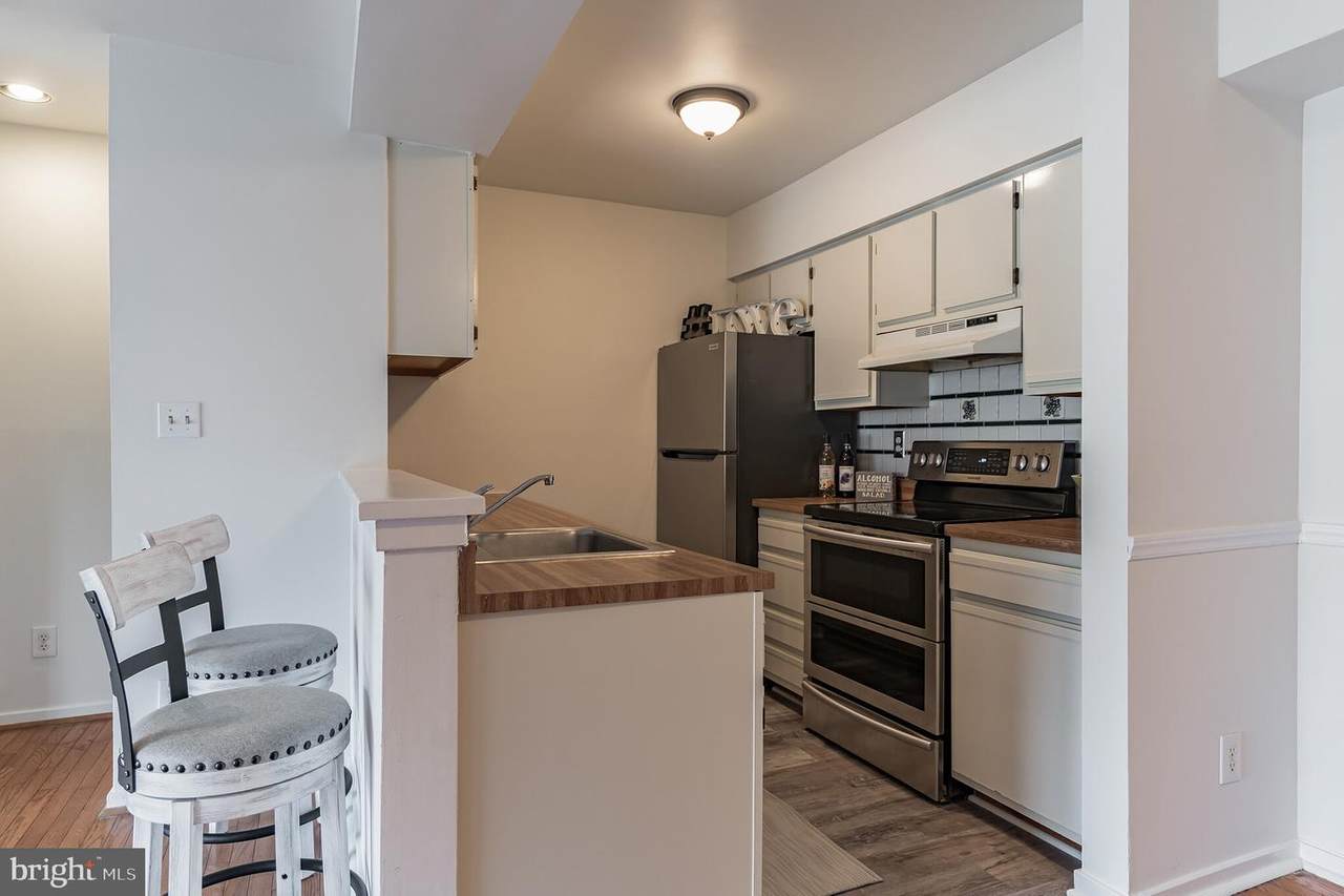 9710 Hellingly Place - Photo 1