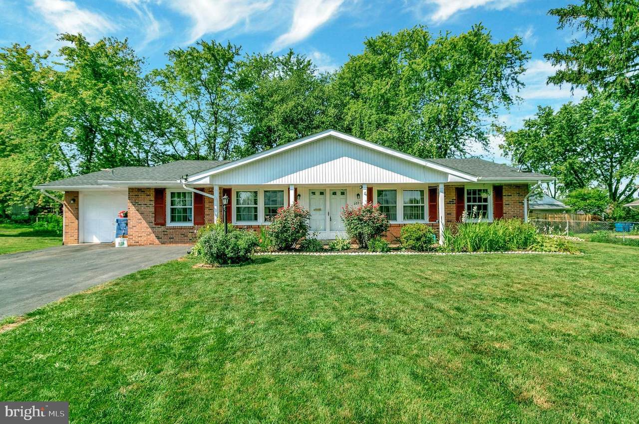 203 Grayson Place - Photo 1