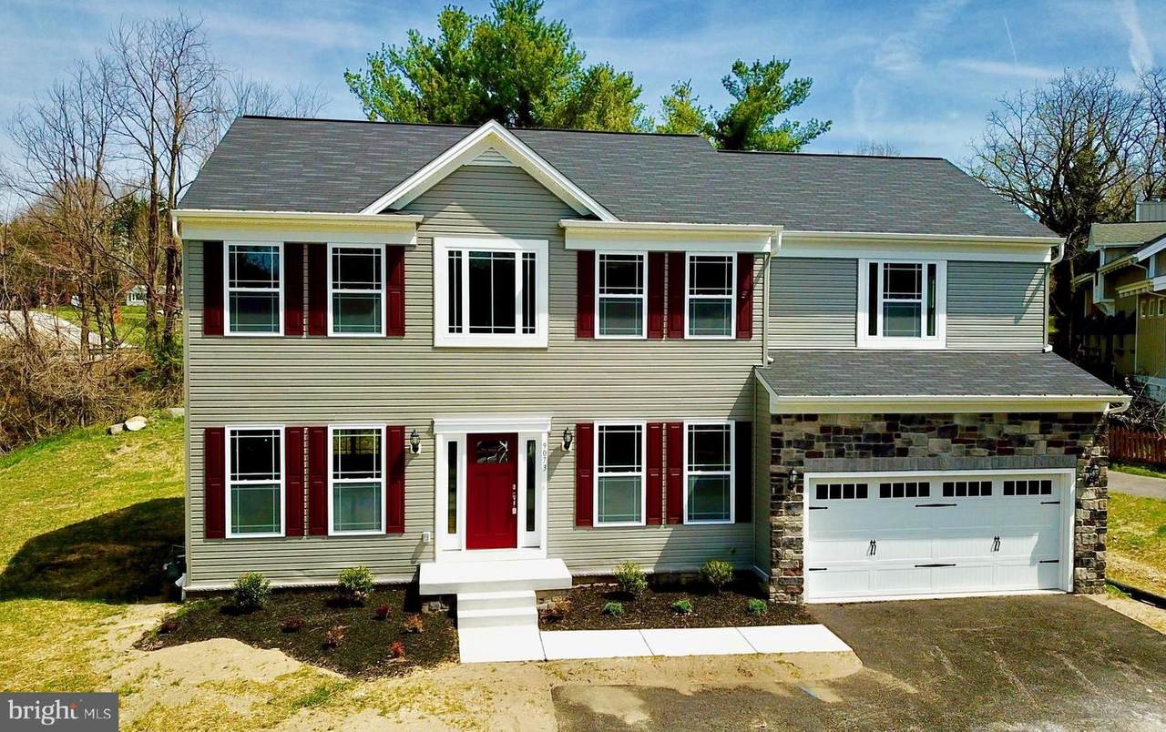 9073 Northfield Road - Photo 1