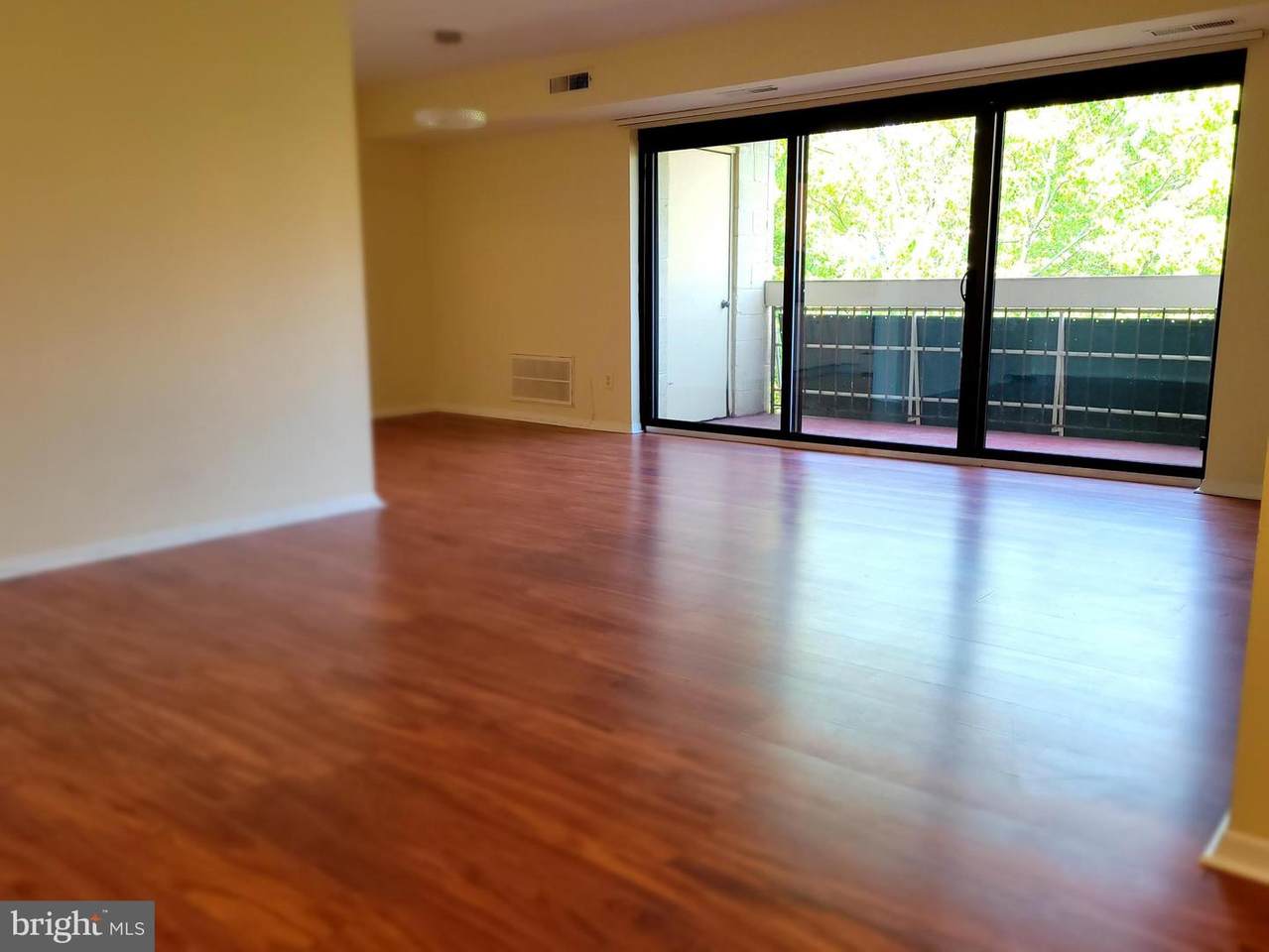 6141 Leesburg Pike - Photo 1
