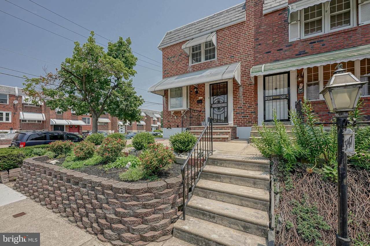3145 Sydenham Street - Photo 1