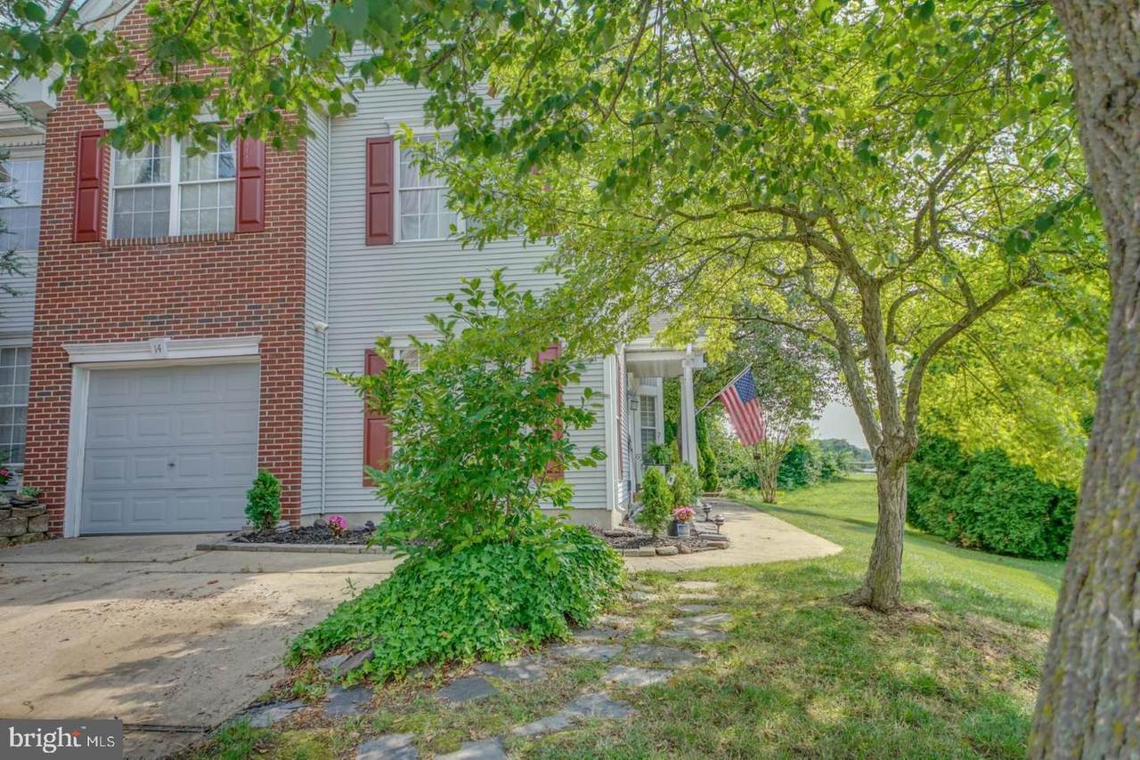 14 La Costa Drive - Photo 1