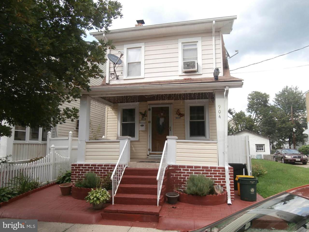 904 Fairmount Avenue - Photo 1