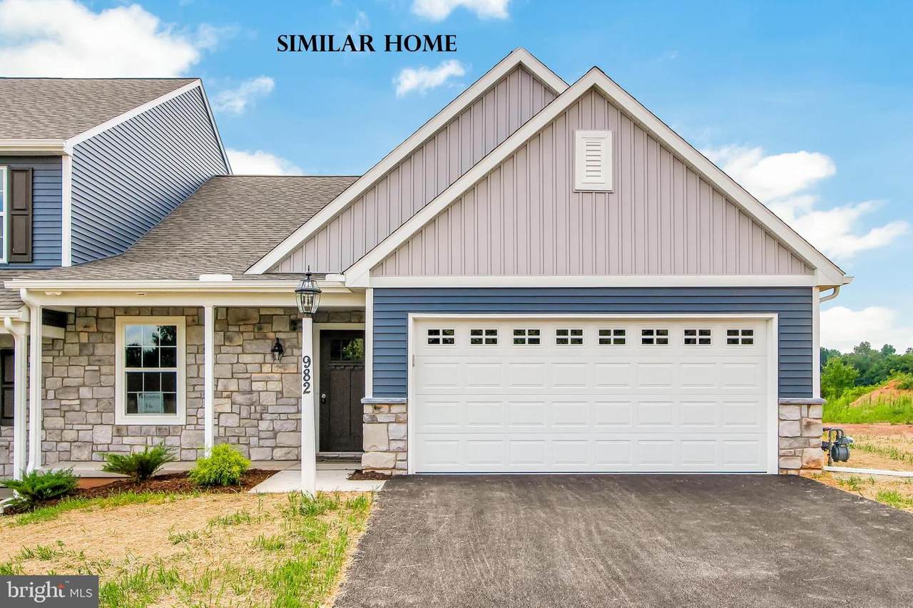 951 Shadowbrooke Drive - Photo 1