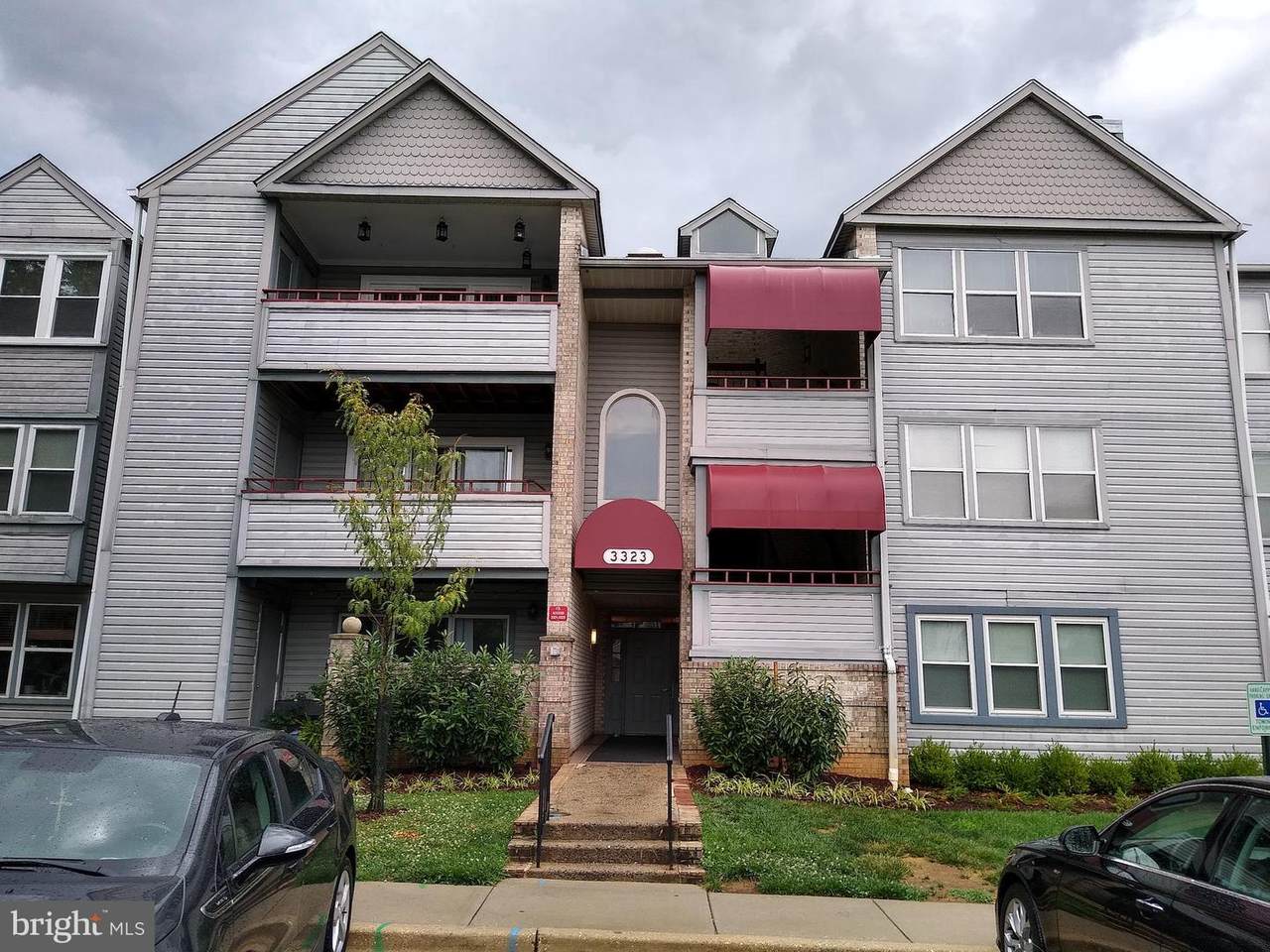 3323 Sir Thomas Drive - Photo 1