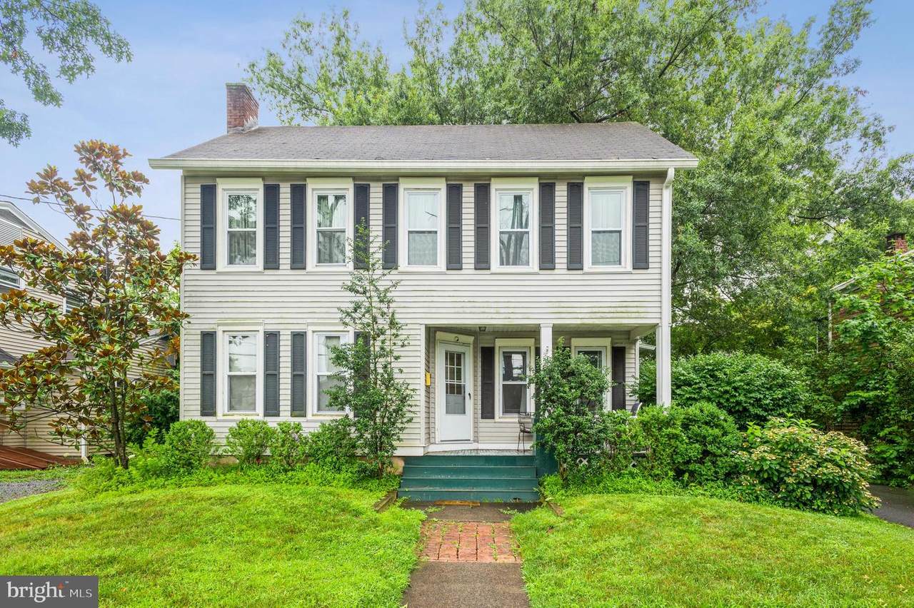 51 Columbia Avenue - Photo 1