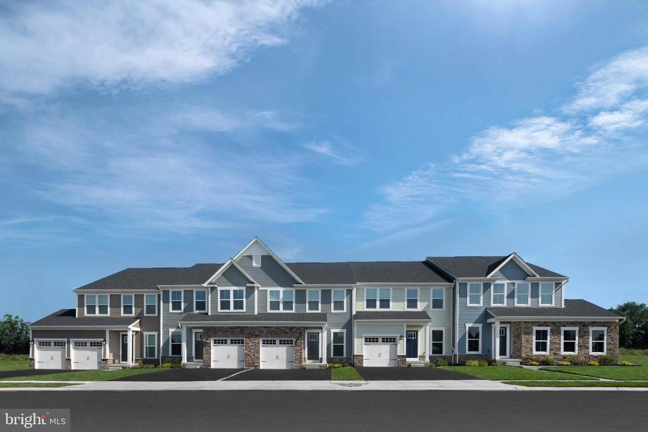 747 Cascade Way - Photo 1