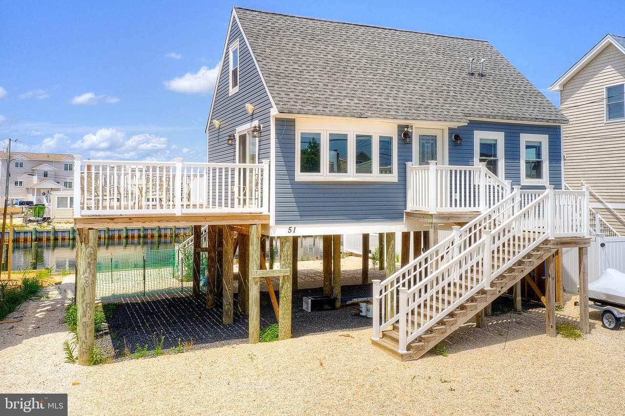 51 Jeffrey Drive - Photo 1