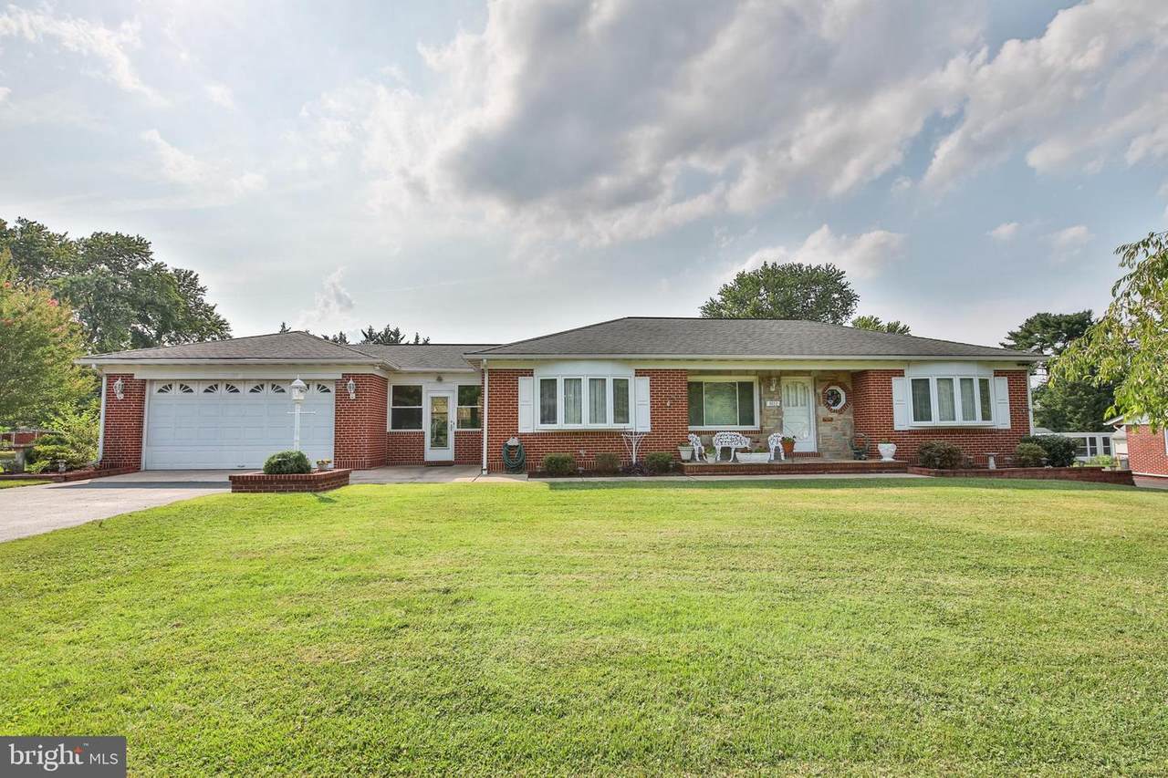 9922 Philadelphia Road - Photo 1