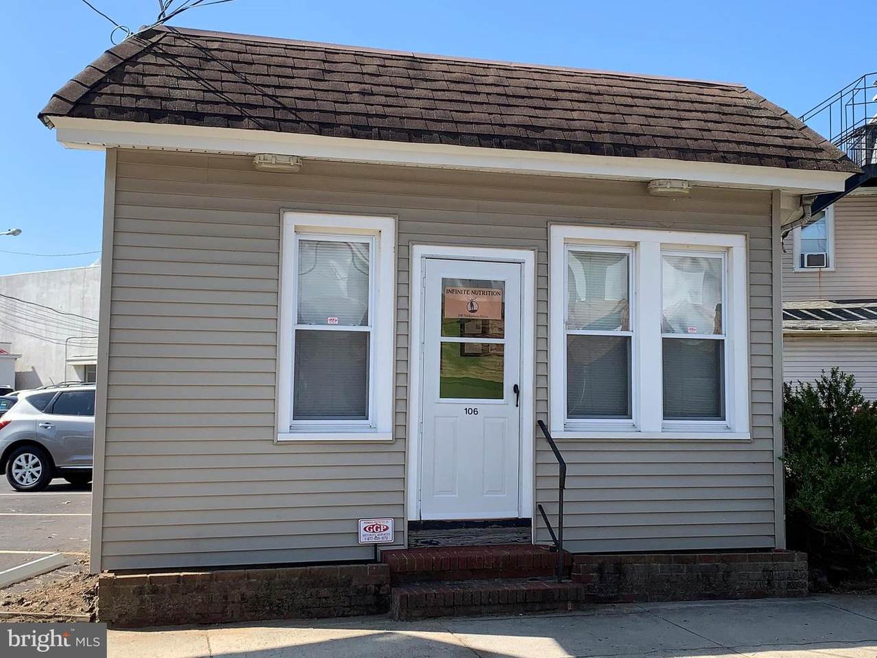 106 Bridgeboro Street - Photo 1