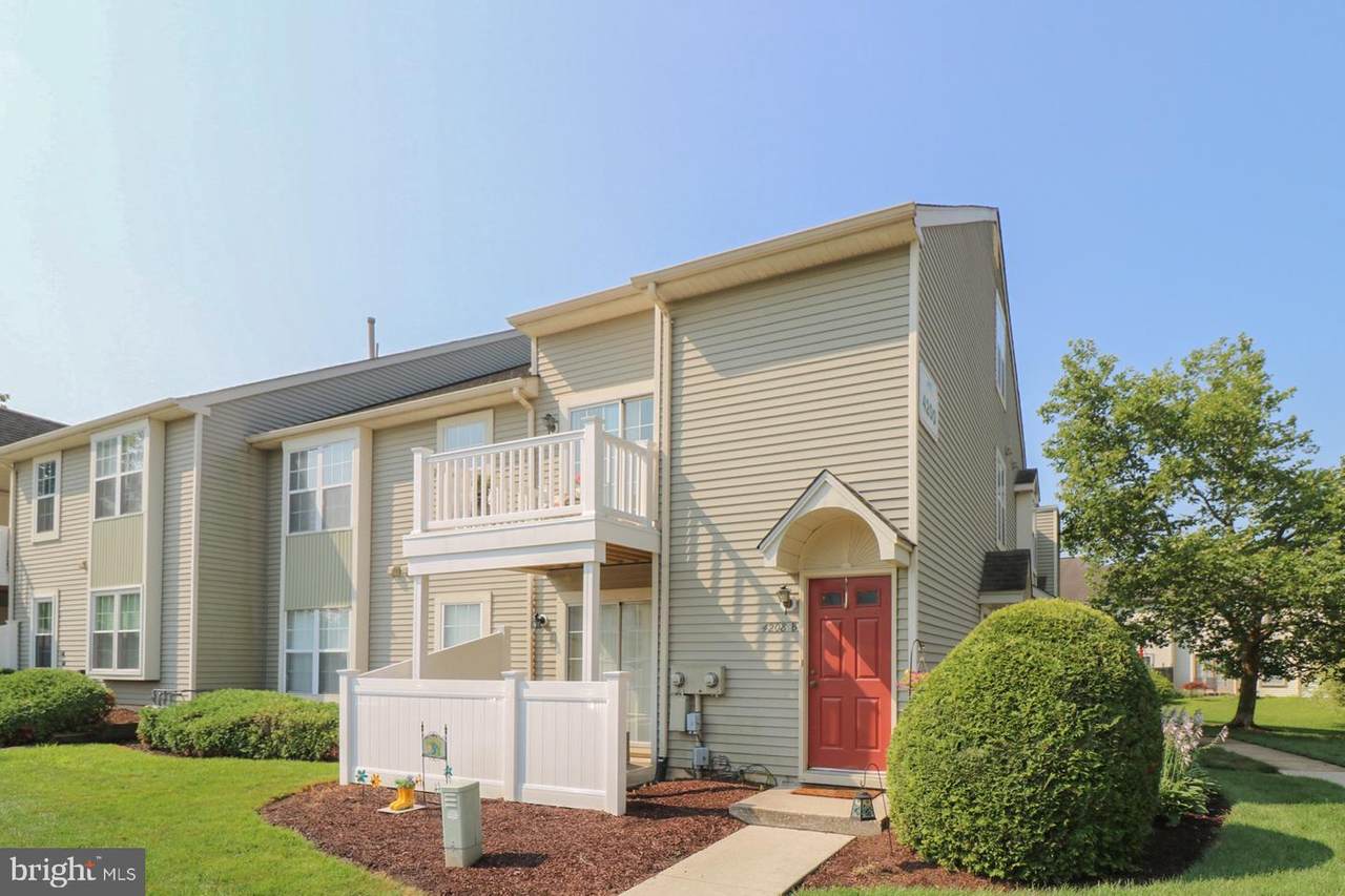 4208-B Fenwick Lane - Photo 1
