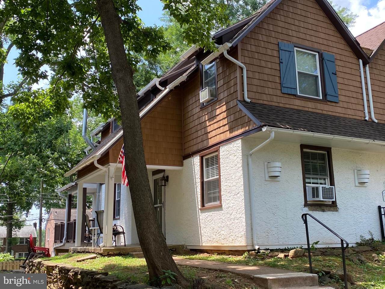 252 Henley Road - Photo 1