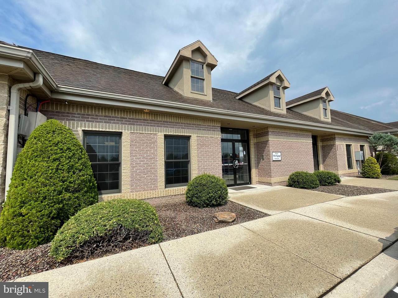 409 Phoenix Drive - Photo 1